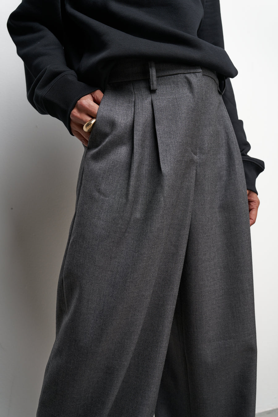 Timo trousers | Dark gray